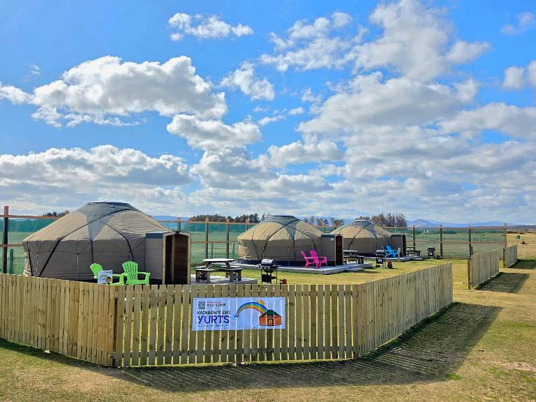 Rainbow's End Yurts - Ferienwohnung Dornoch