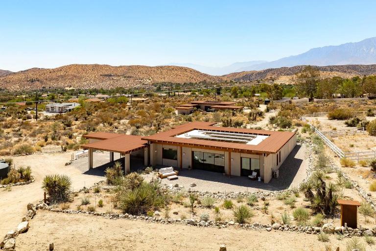 Masseria Solara - Desert Design Retreat with Pool, Hot tub & Views - B&B Morongo Valley