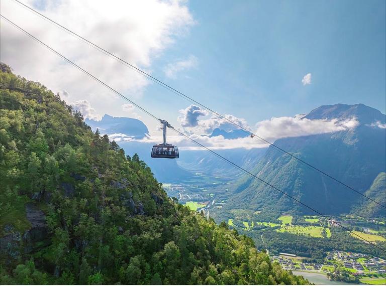 Vangsvegen Åndalsnes - Bed and Breakfast Åndalsnes
