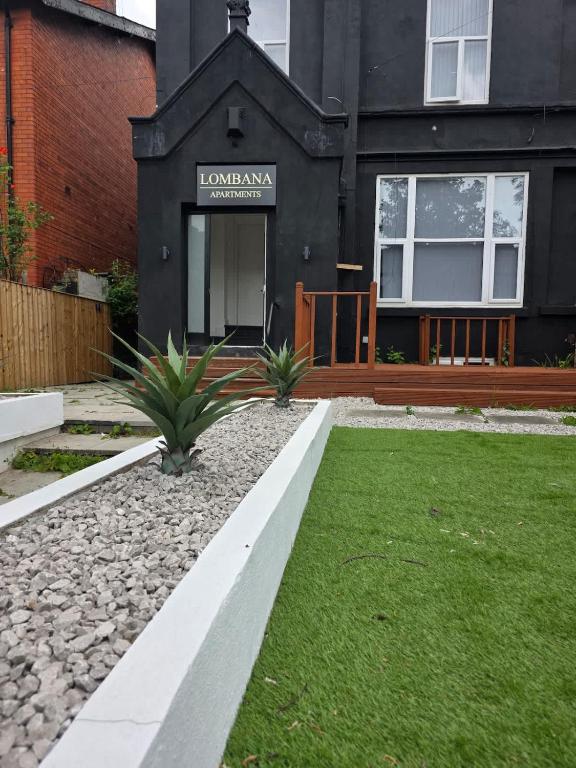 Maluwa Stays - Stylish and Cozy 2BR Apartment - Sleeps 6 - B&B Liverpool
