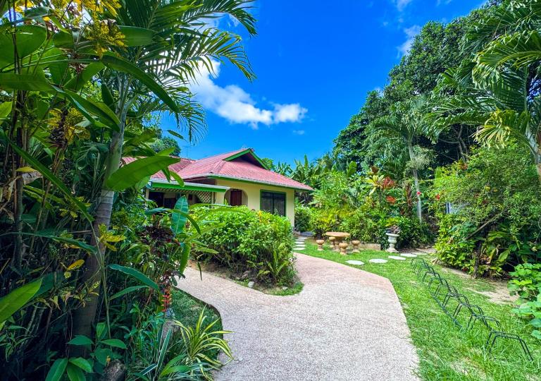 Buisson Guesthouse - Ferienwohnung La Digue