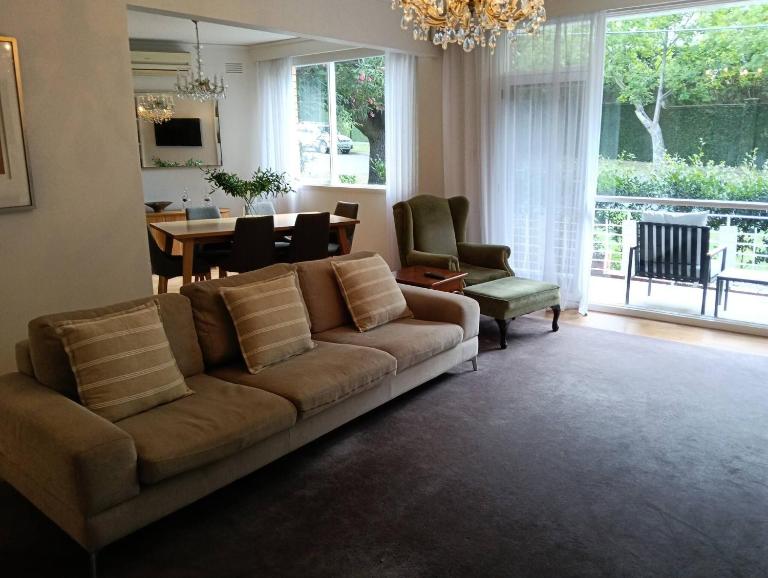 Elegant Toorak apartment in prestigous street - B&B Melbourne
