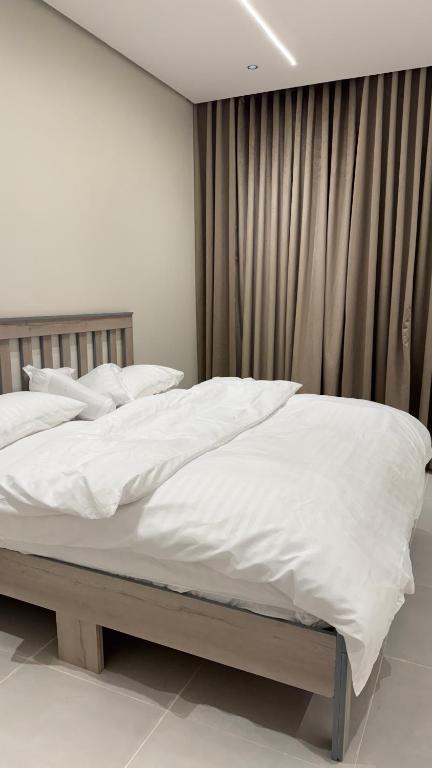 غرف نوم سرير مزدوج مجمع ايسر 1 - Ferienwohnung Al Majāridah