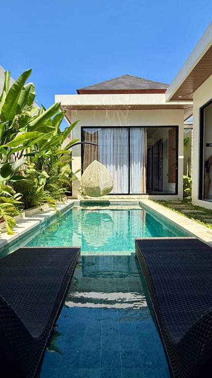 House of Rakiki Legian - 2 Bedrooms Private Villa in central Legian close to Beach - B&B Legian