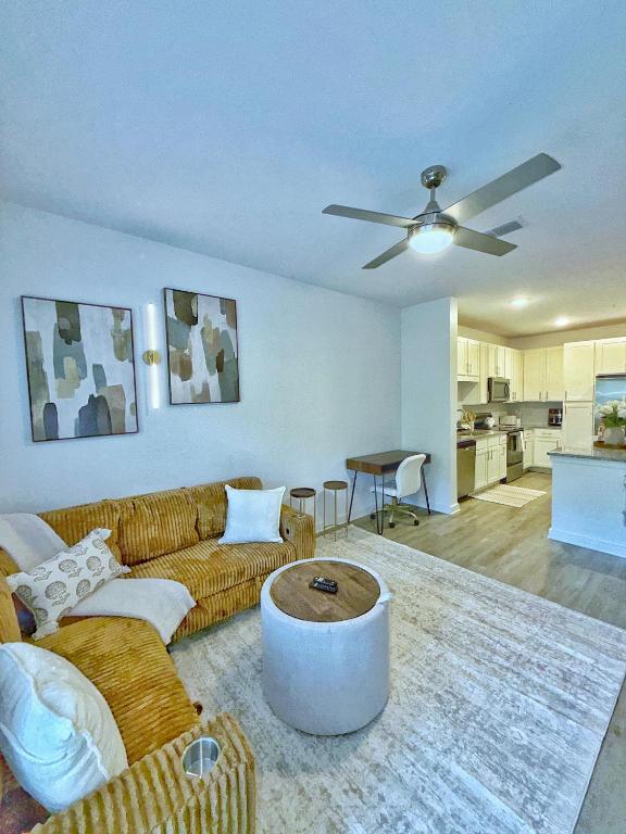 Beachline Oasis - Ferienwohnung Jacksonville