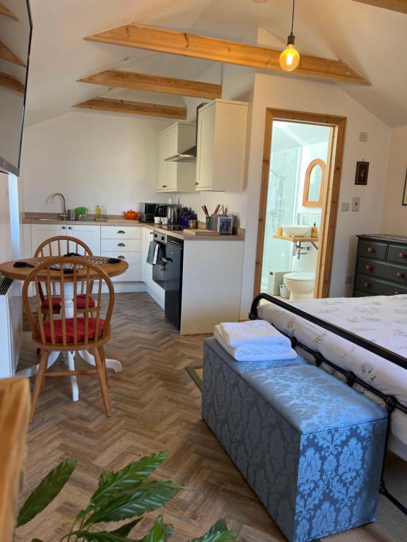 Mini Treacle Cottage - B&B Dundry