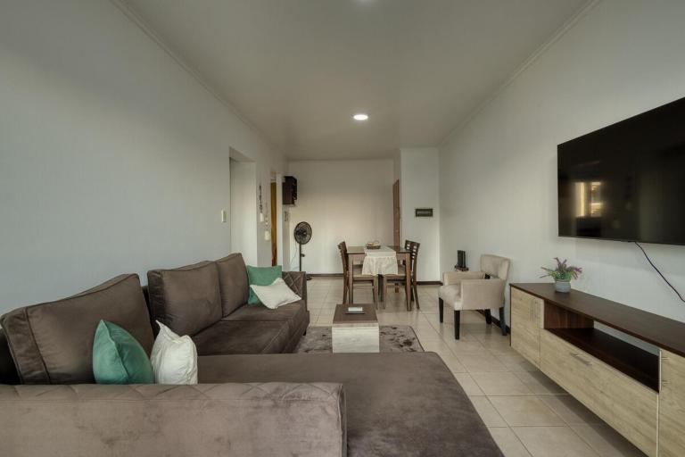Departamento céntrico a pasos de la costanera - B&B Posadas