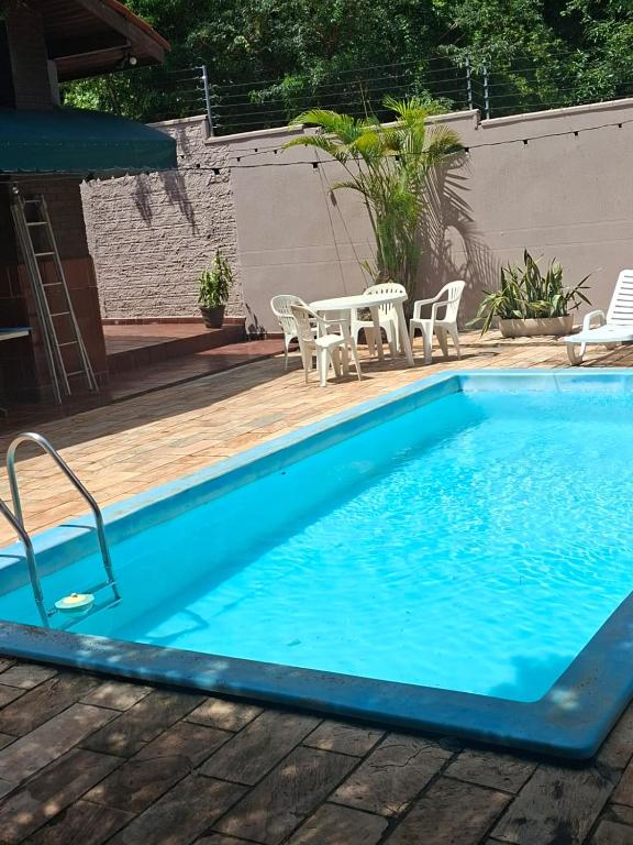 Suíte Econômica Centro Piscina 2 - Chambres d'hôtes Foz do Iguaçu