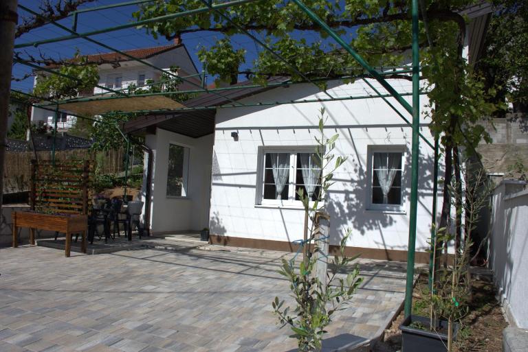 Little Vine House - Ferienwohnung Mostar