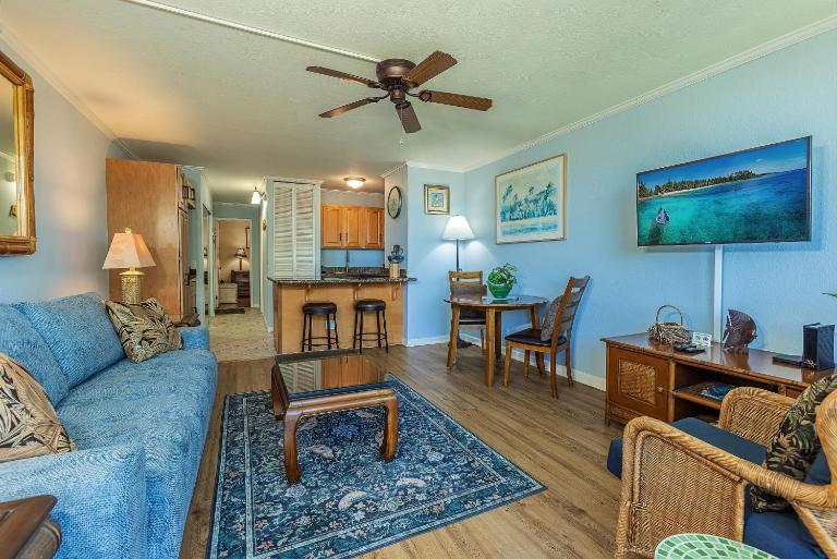 Maui Vista 1203 walking distance to beach restaurants, peek of ocean - B&B Kīhei
