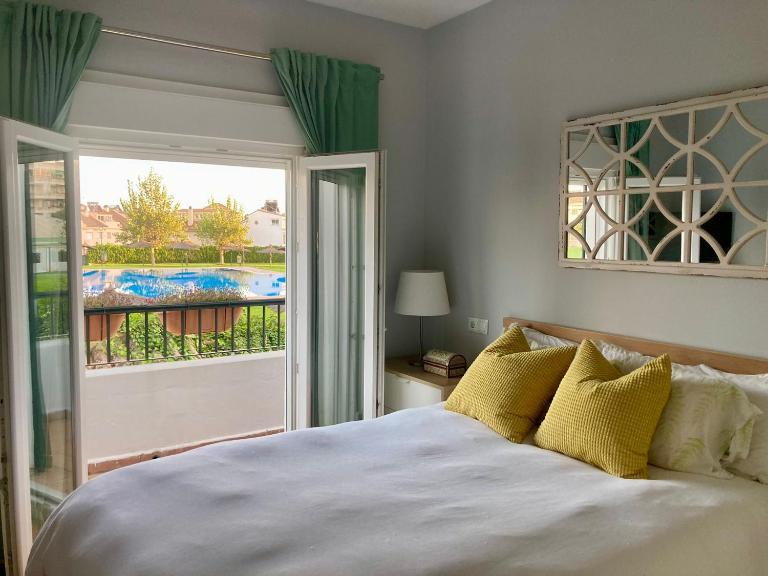 CASA PLAYA VALDELAGRANA - Playa, Piscina y Parking Gratis - B&B El Puerto de Santa María