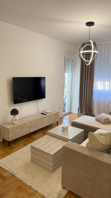 Aura Apartment - Ferienwohnung Bijeljina