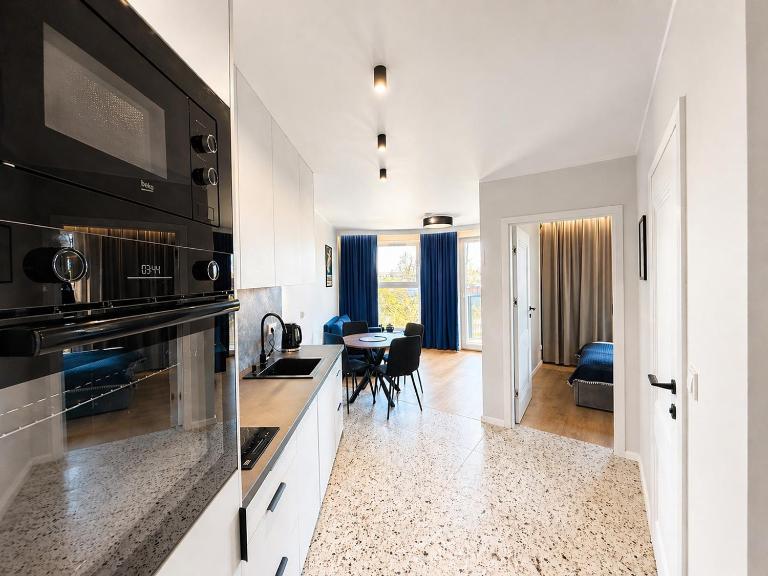 Stylish Apartment with River view & Balcony near Old Town - Ferienwohnung Danzig
