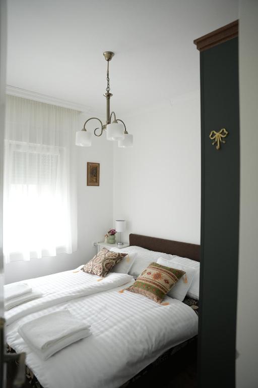 Akácos Apartman - B&B Zalakaros
