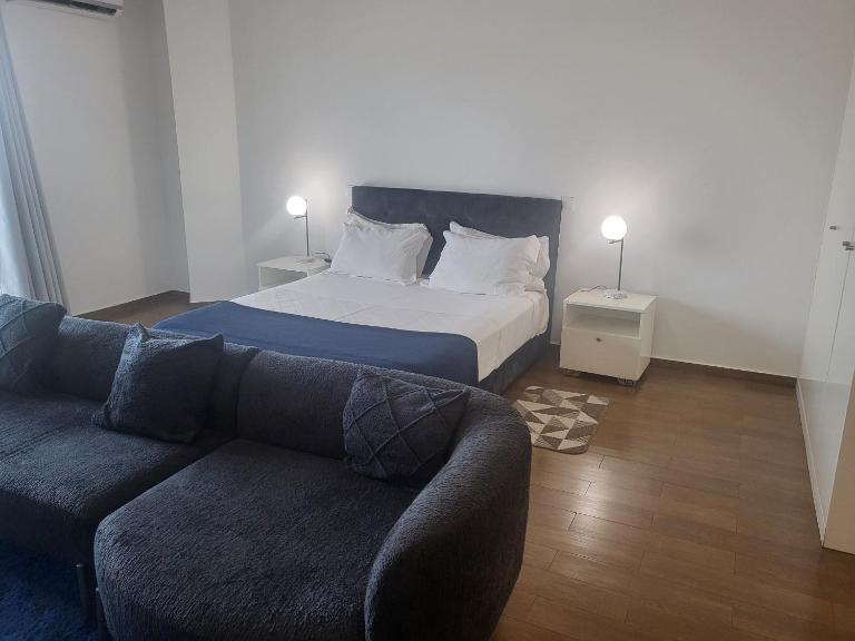 Mix Center T 0 M 26 Piso C - B&B Luanda