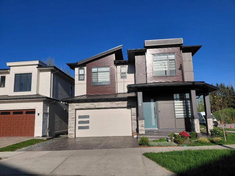 BRAND NEW LUXURY 4 Beds 4 baths Home Langley Perfect for Families and Groups - B&B Langley