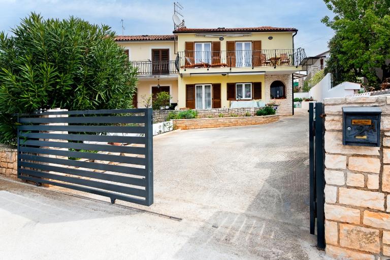 TRIKA Apartments - B&B Rovigno