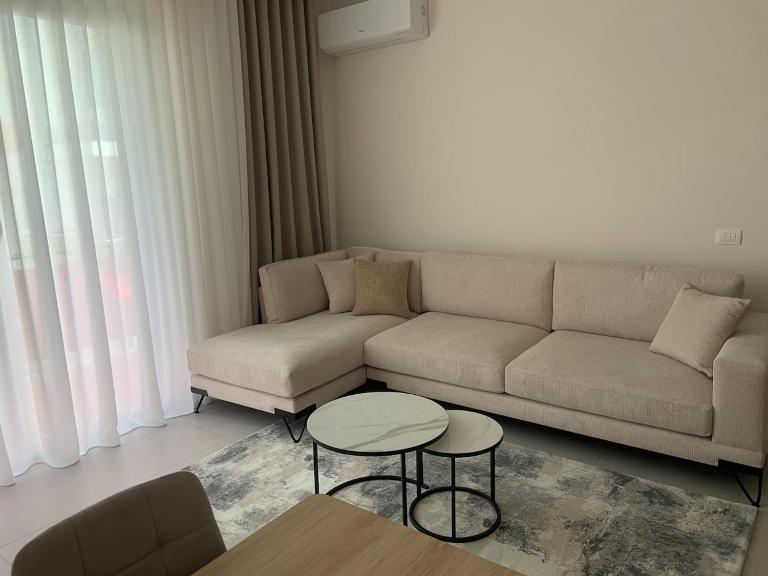 New apartment, 15 mins from the airport - Ferienwohnung Tirana