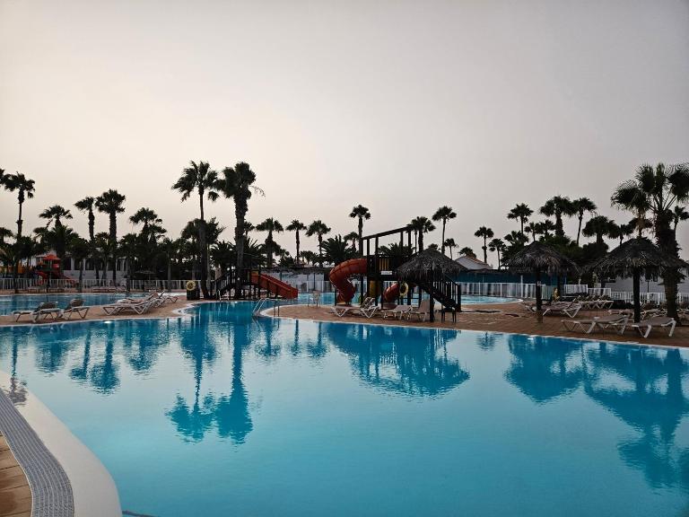 Wonderful Pools - B&B Corralejo