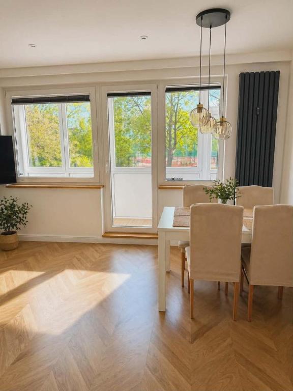 Rocco apartament z ogródkiem blisko morza Gdańsk by Graal Nieruchomości - Bed and Breakfast Gdansk