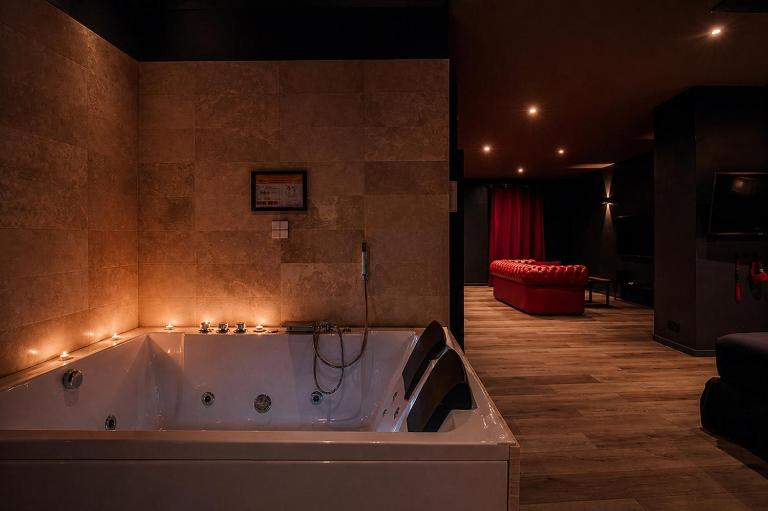 LoveRoom#1 by Pimente ton couple - Ferienwohnung Cagnes-sur-Mer