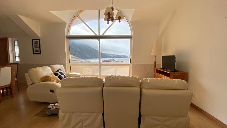 Alojamento Local Velas Balcony - B&B Velas