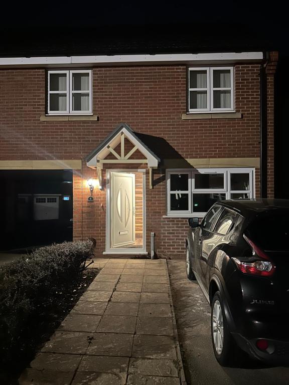 Private New Estate with Parking 10 Min Walk to City Centre - Chambres d'hôtes Broxtowe