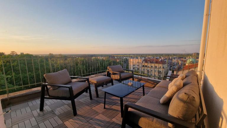 Penthouse Central Apartment - Ferienwohnung Belgrad
