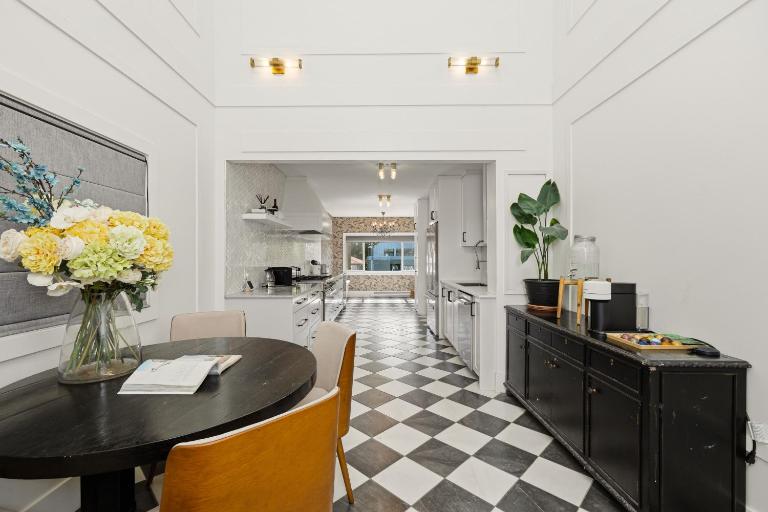 Luxury Main-Level 2BR Private Home close to UBC - B&B Vancouver