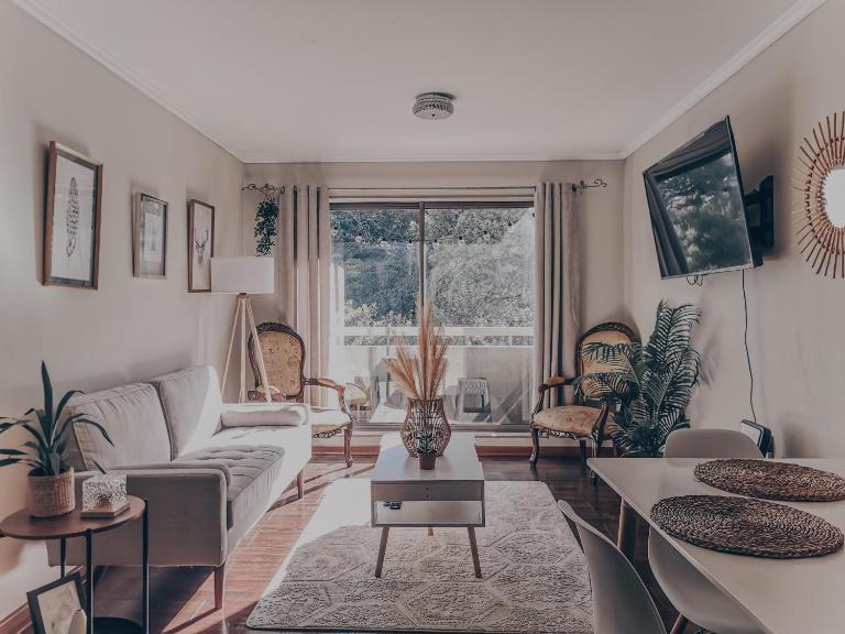 Hermoso Departamento Central en Concepción - hasta 4 camas - 2 Dormitorios - 1 Baño - 1 Estacionamiento - Mejor Evaluado en Chile 2023-2025 - Incluye Consola de Juegos Retro - Te ayudo con panoramas - Ferienwohnung Concepción