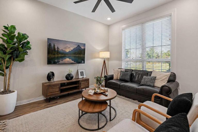 Nashville Charmer - Private Rooftop - Sleeps 14 - B&B Nashville