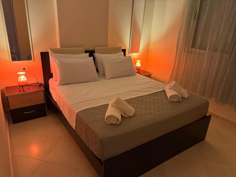 5 min from beach Quiet & comfortable - B&B Durrës
