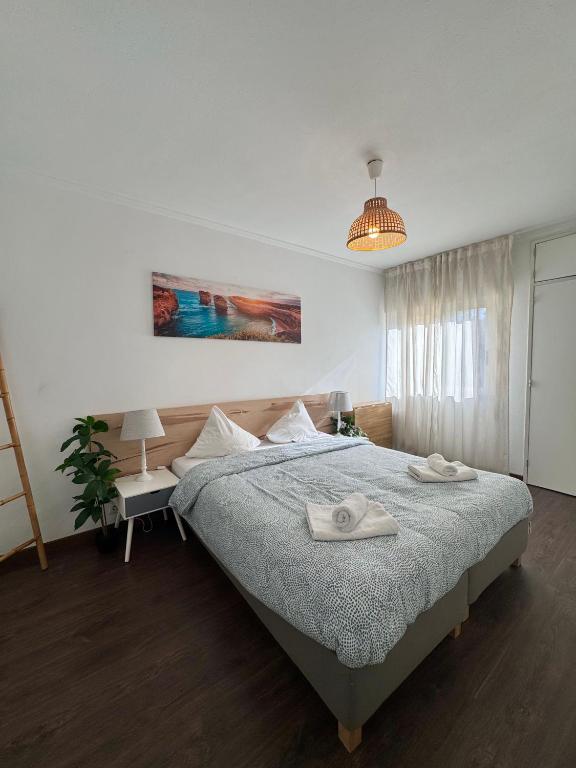 2BR Estoril Apartment Near Beach Cascais - B&B Estoril