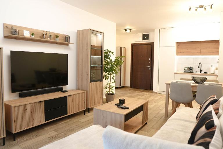StarLux Residence - Because you deserve it! - Bed and Breakfast Ćuprija