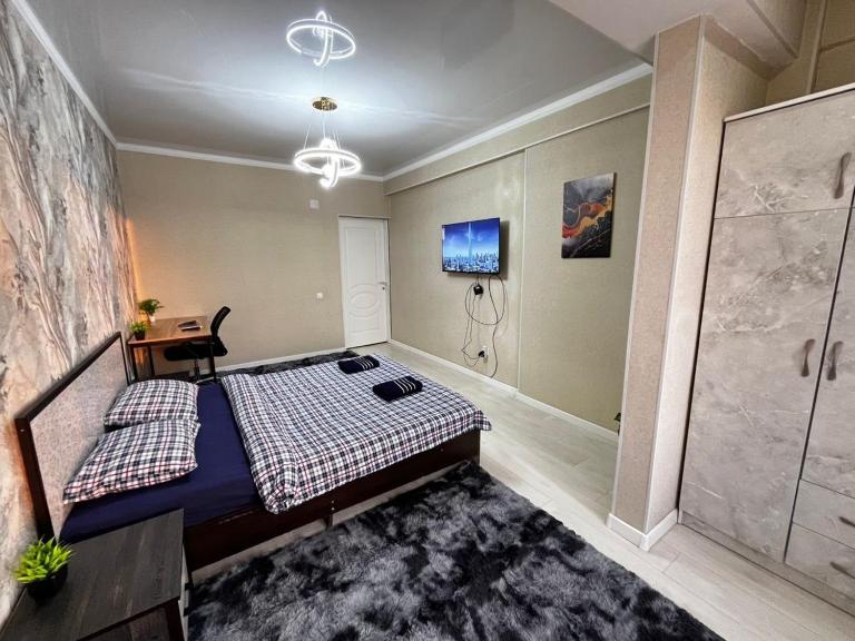 apartment on Kalyk Akieva 155 - Chambres d'hôtes Bichkek