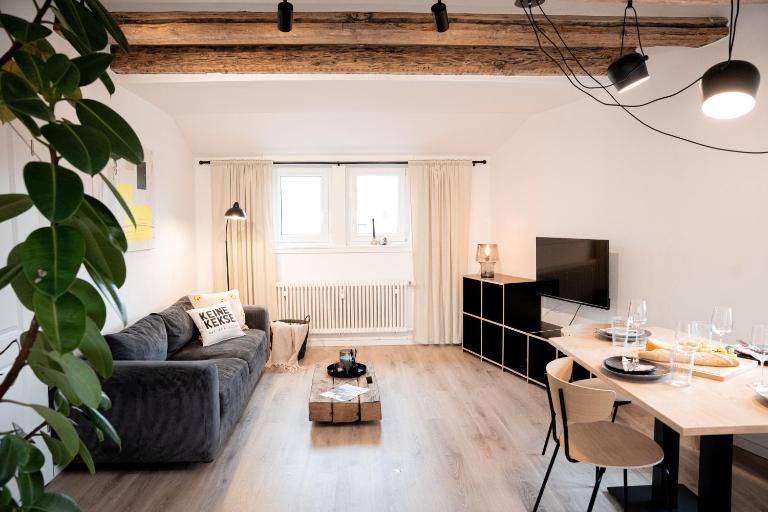 Stilvolles Apartment für 4 Gäste in bester Lage in Deidesheim an der Weinstraße - Ferienwohnung Deidesheim