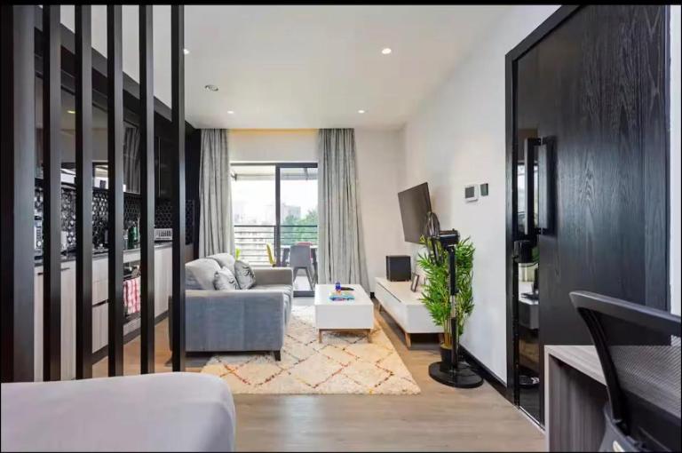 Lifestyle Studio Apartment Escada 101 with Balcony - B&B Nairobi
