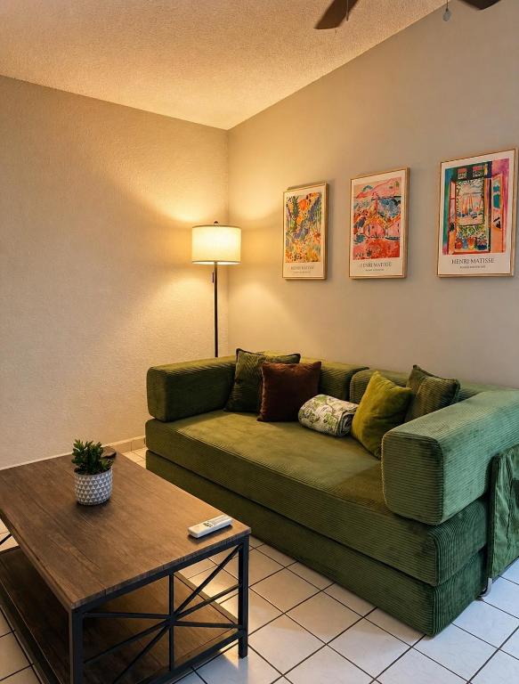Amplio Depa Amenidades Premium Confort y Estilo - Chambres d'hôtes Monterrey
