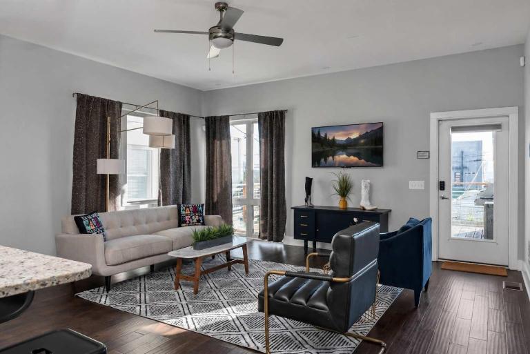 Taylors Nashville Home - Stunning Rooftop Views - B&B Nashville