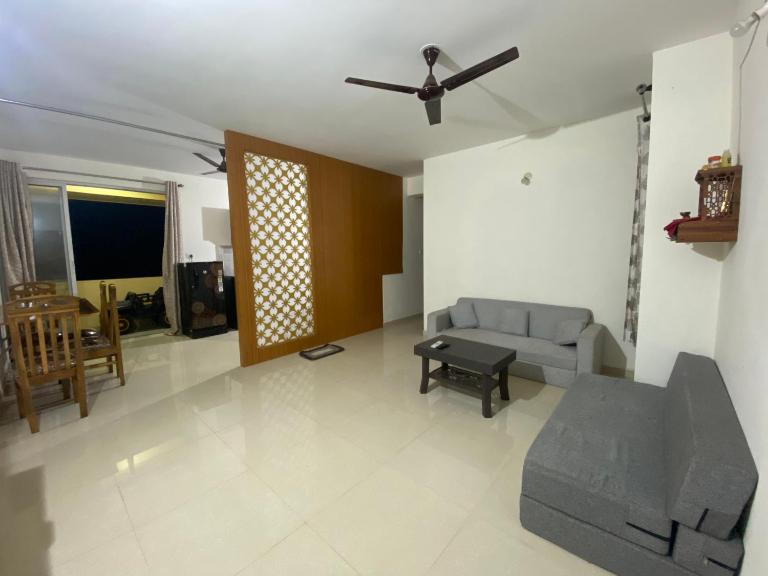Spacious 2BHK Mountain View - Near Palolem Beach - B&B Canacona