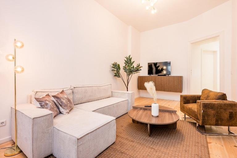 Geräumiges Kiez-Apartment in Neukölln - B&B Berlin