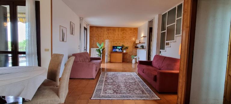 EVE HOUSE GARDALAKE - Bed and Breakfast Lonato