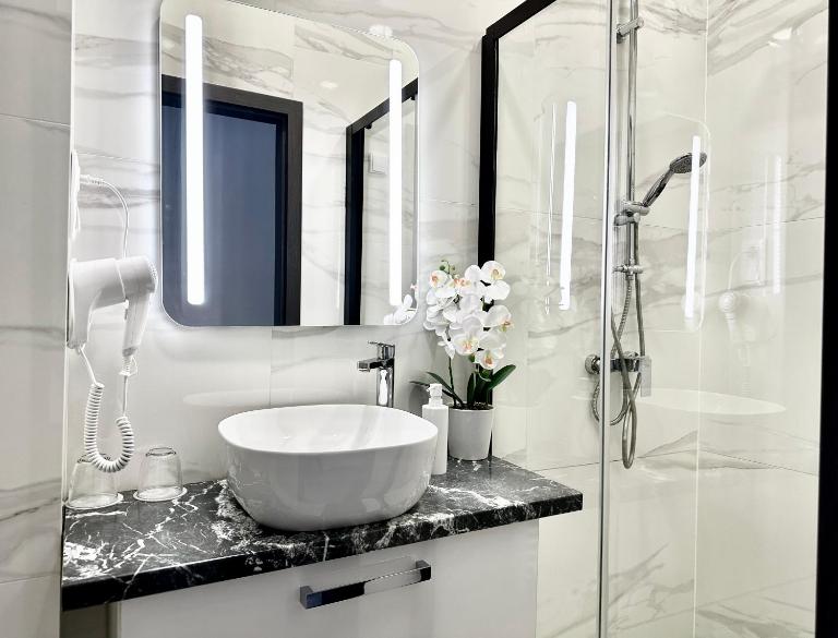 Belvárosi Apartman - B&B Miskolc