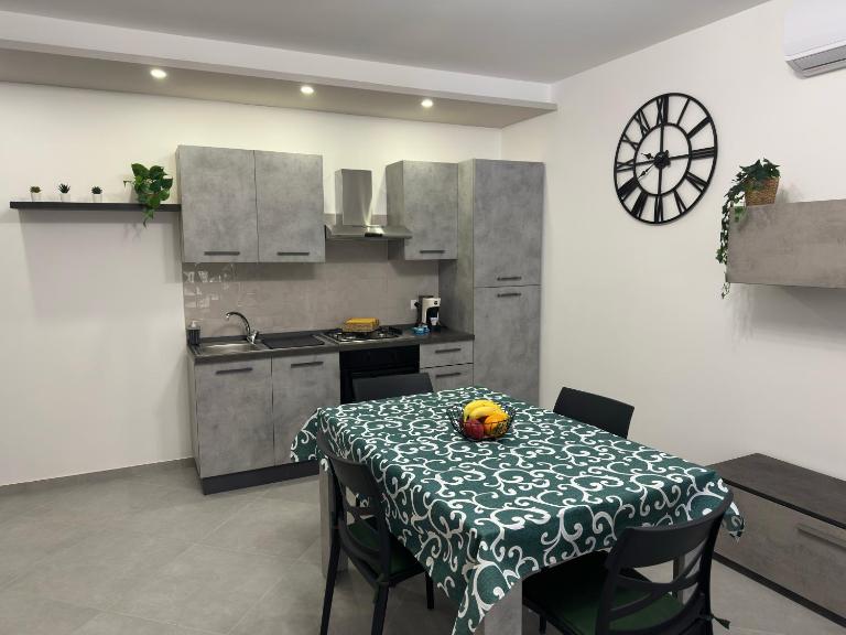 Anacapri Apartment - B&B Giardini-Naxos