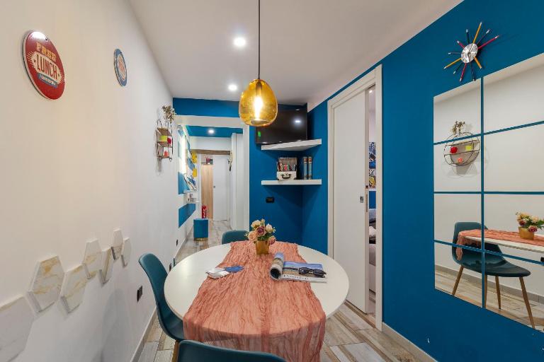 Mooniq Apartment - B&B Napoli