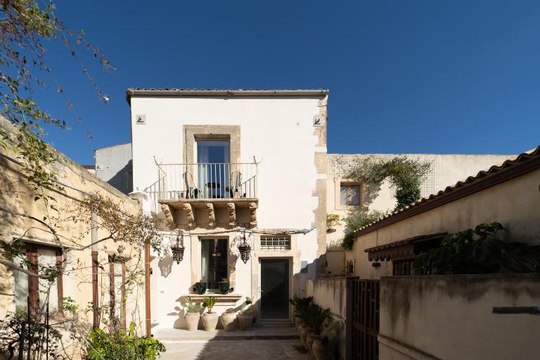 Casa Philomena - Fascino storico in centro - B&B Noto