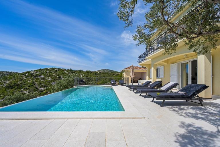 Villa Antoine - B&B Marina