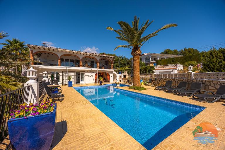 Villa Delfin, 3 tolle Apartements für je 4 bis 6 Personen - in L Alfàs del Pi - B&B l'Alfàs del Pi