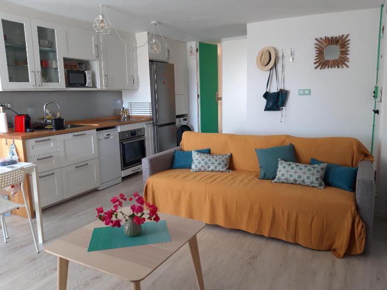 Apartamento Vallpineda con vistas y piscina - Bed and Breakfast Sant Pere de Ribes
