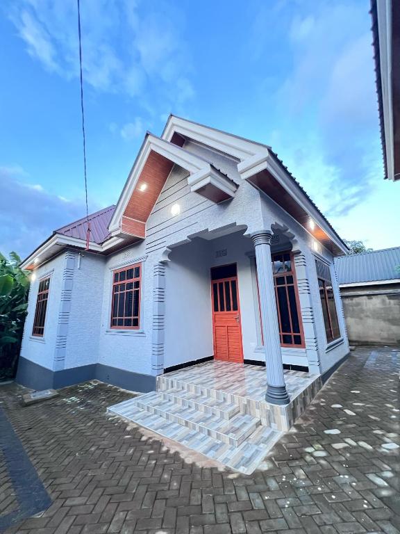 Jk Suites Karatu - Chambres d'hôtes Kiratu